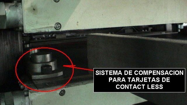 troqueladora-industrial-maquina-tarjetas-contact-less