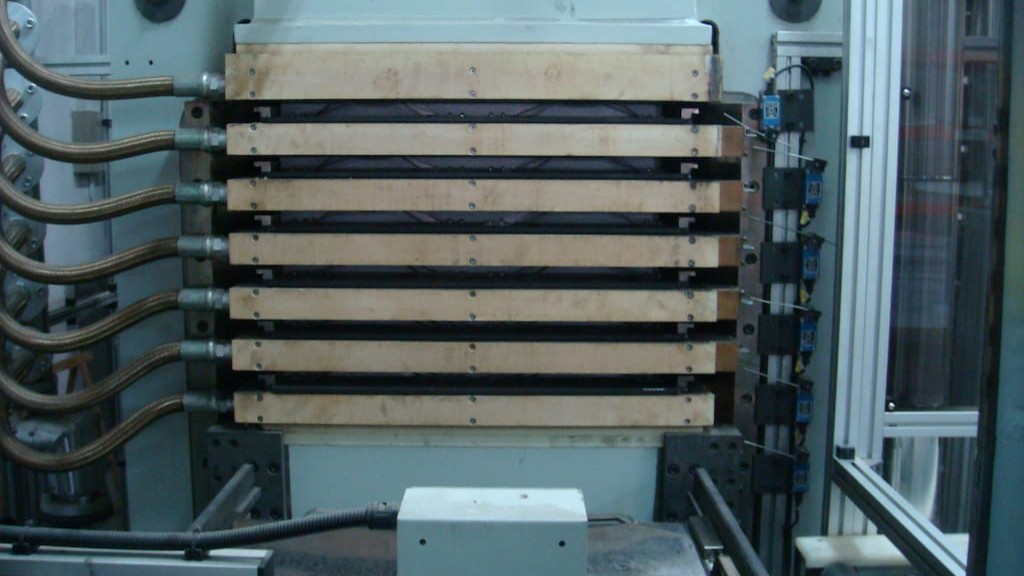 troqueladora-industrial-sistema-para-tarjetas